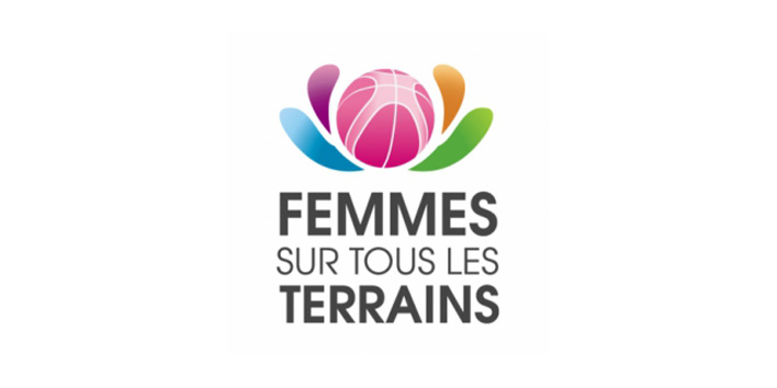 FEMMES SUR TOUS LES TERRAINS